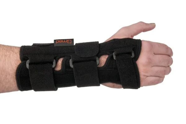 Stabilizator-nadgarstka-QMED-MANU-UNIWERSAL-01