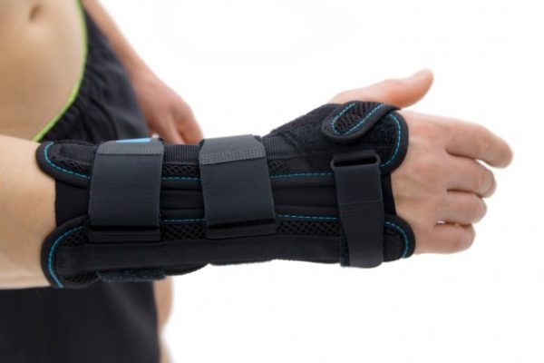 Stabilizator-nadgarstka-REH4MAT-AS-NX-01-01